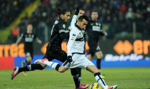 Sansone (Parma) firma il pareggio contro la Juventus